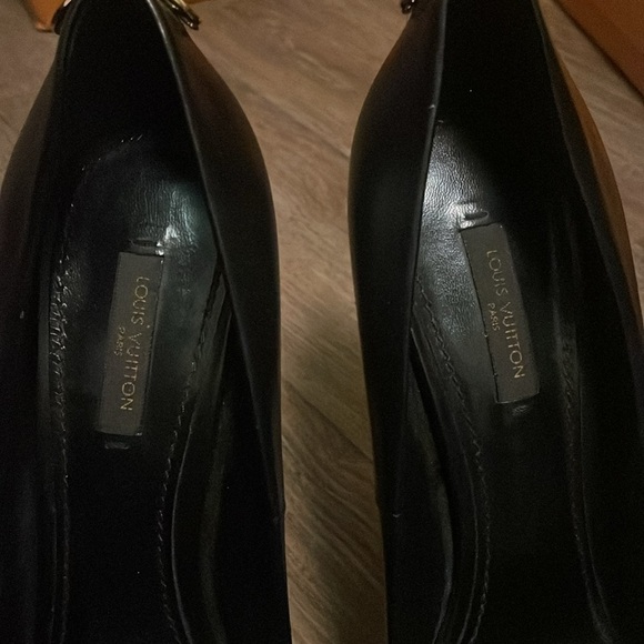 Louis Vuitton heels - Picture 7 of 9